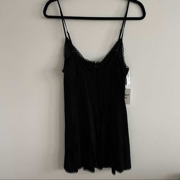 Black Sunday Best Dress with Lace Detail NEW W TAGS - Picture 2 of 7